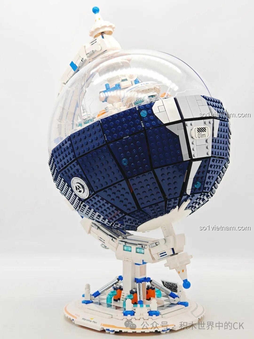 Chi tiết phần đế của Wekki 506502 Mô hình Kế hoạch Di cư Hành tinh với tấm bảng tên 