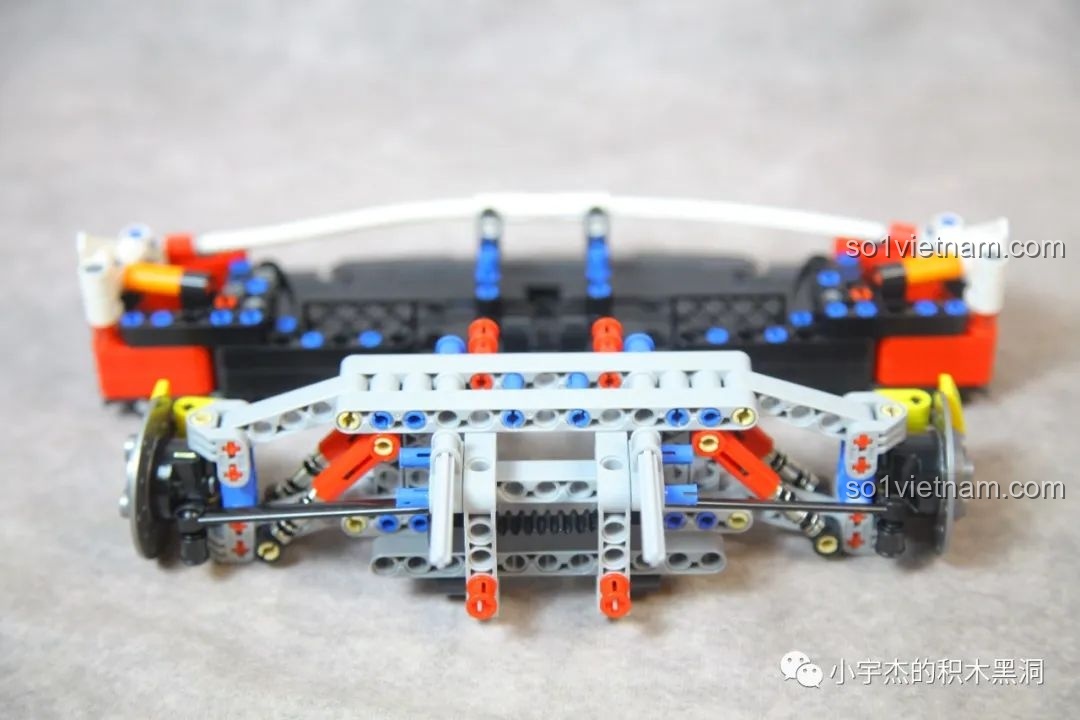 Chi tiết động cơ và hệ thống ống xả của Porsche 963 GULY