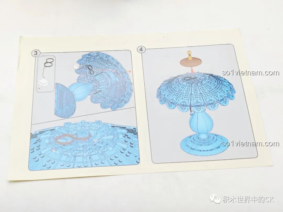 Cận cảnh tờ hướng dẫn lắp đặt đèn LED cho bộ Đèn Bàn Cổ Điển ZHEGAO 00398, minh họa các bước đấu nối.