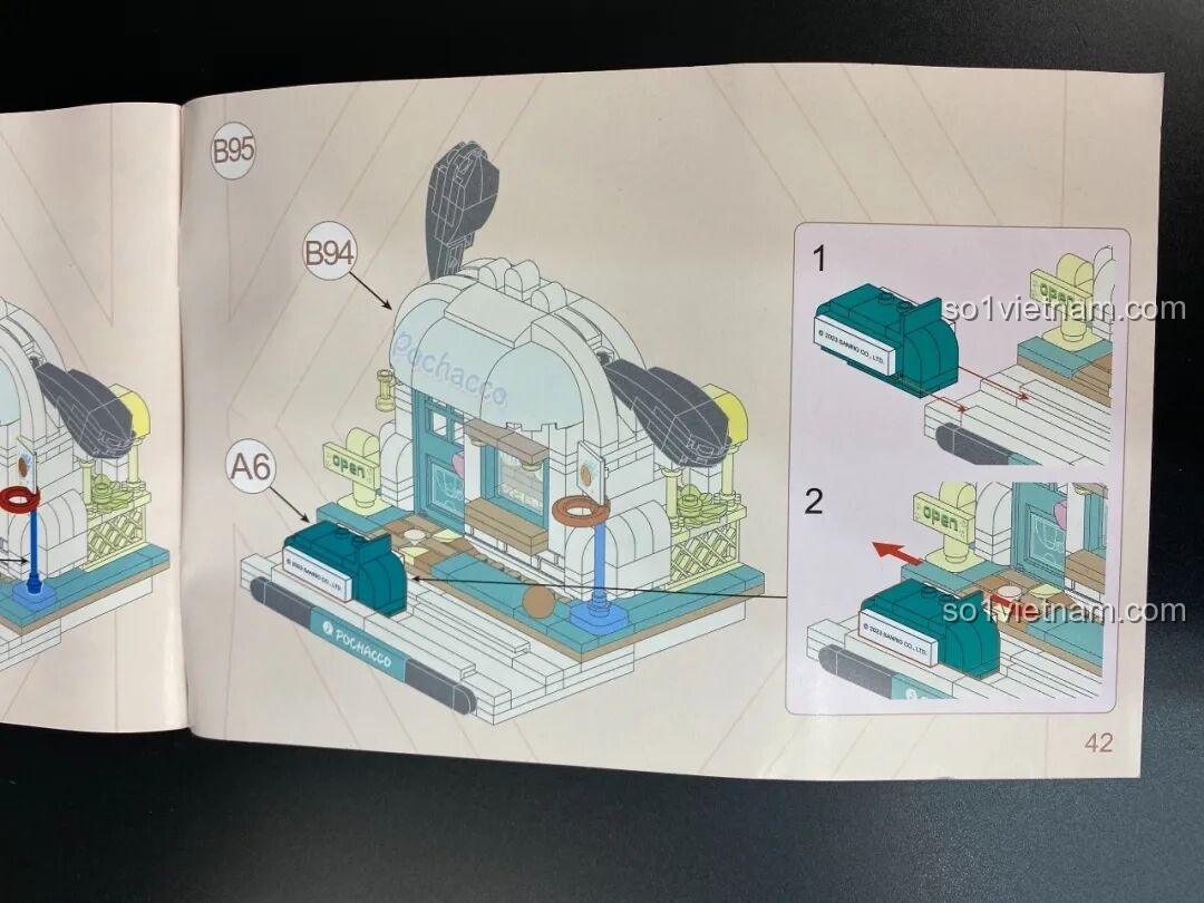 Trang cuối của sách hướng dẫn lắp ráp bộ đồ chơi Keeppley Pochacco, hoàn thiện các chi tiết cuối cùng.