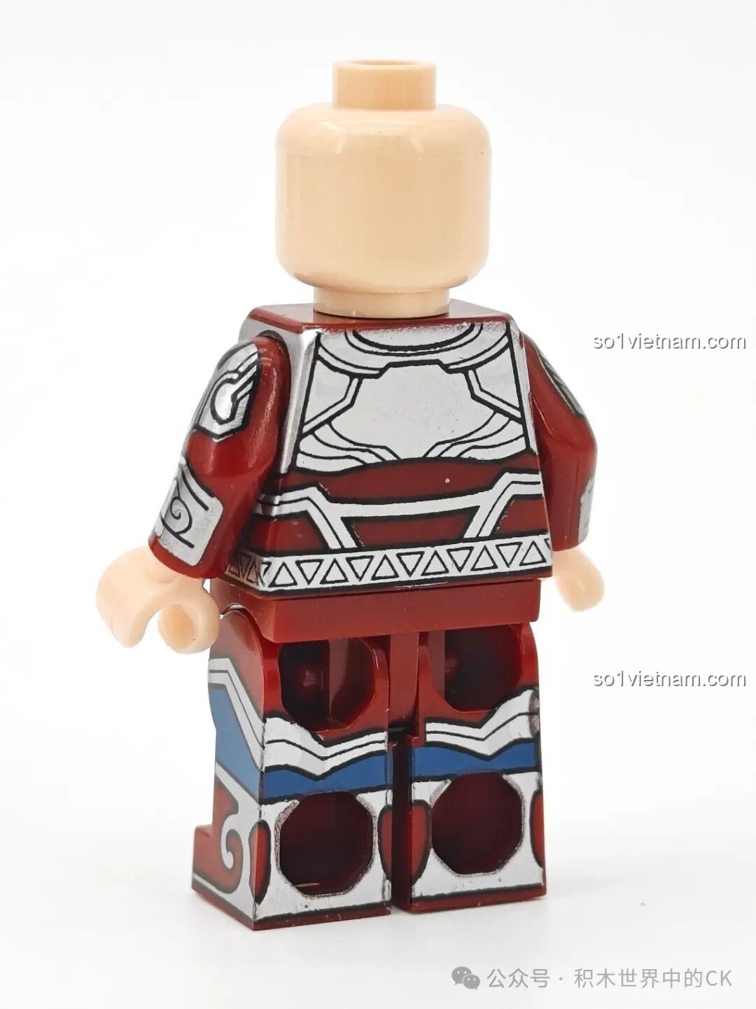 Cận cảnh chi tiết in trên nhân vật tướng lĩnh Decool