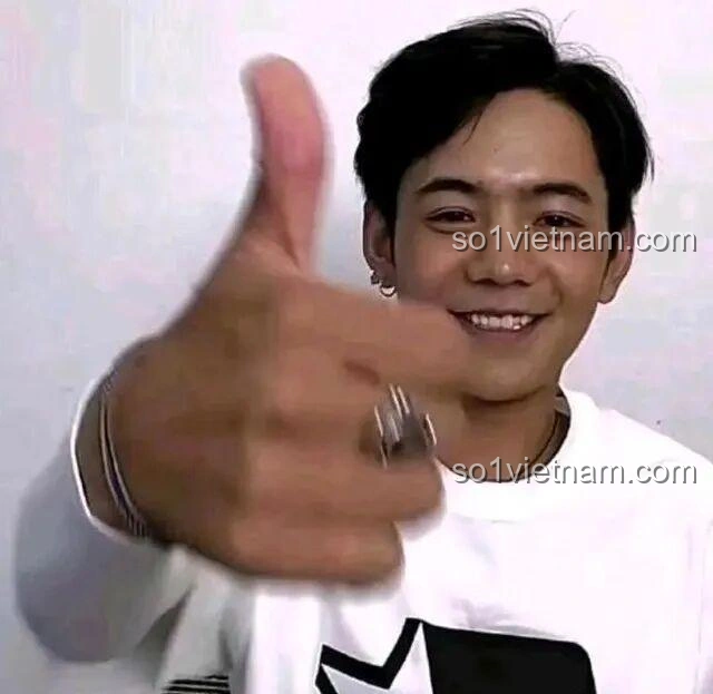 Cận cảnh khớp vai của Robot Vidar JIESTAR 58145, với vòng tròn đỏ làm điểm nhấn và chi tiết cơ khí.