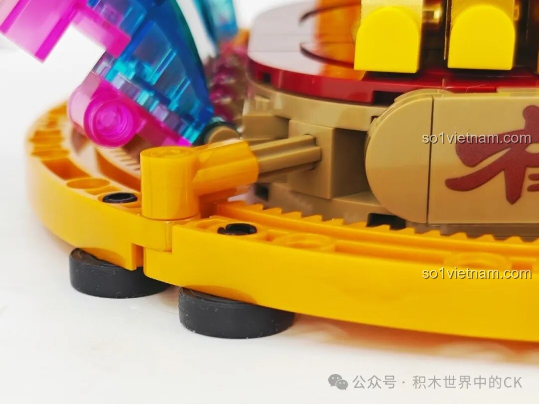 Chi tiết phần mai rùa trên đế của bộ lắp ráp TOP TOY TC1830