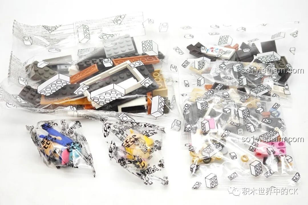 Cận cảnh nhân vật Pipimi đội mũ lưỡi trai trong bộ lắp ráp Phòng nghỉ Pop Team Epic FUNIFY W8010