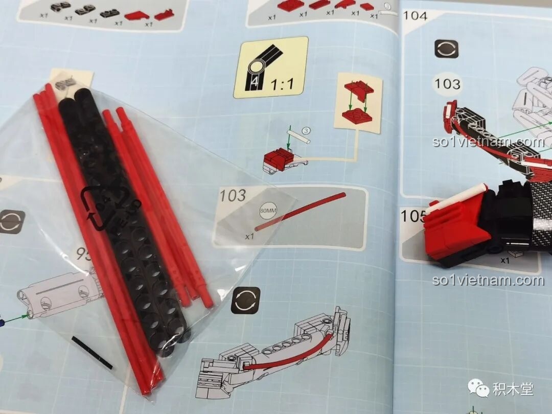 Các chi tiết ống mềm và thanh beam dài được tìm thấy trong túi chung đi kèm sách hướng dẫn.