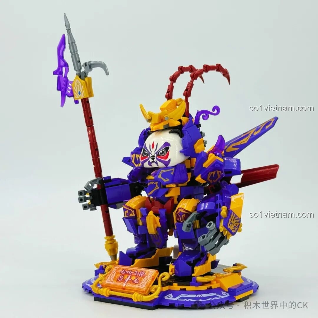 Chi tiết robot gấu trúc ZHEGAO Quan Vũ