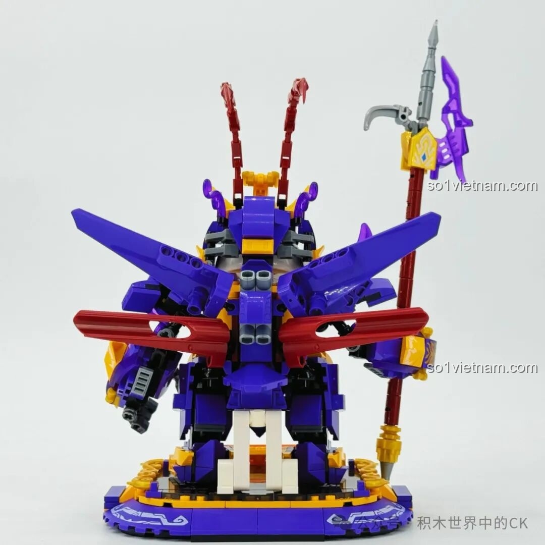 Chi tiết robot gấu trúc ZHEGAO Quan Vũ