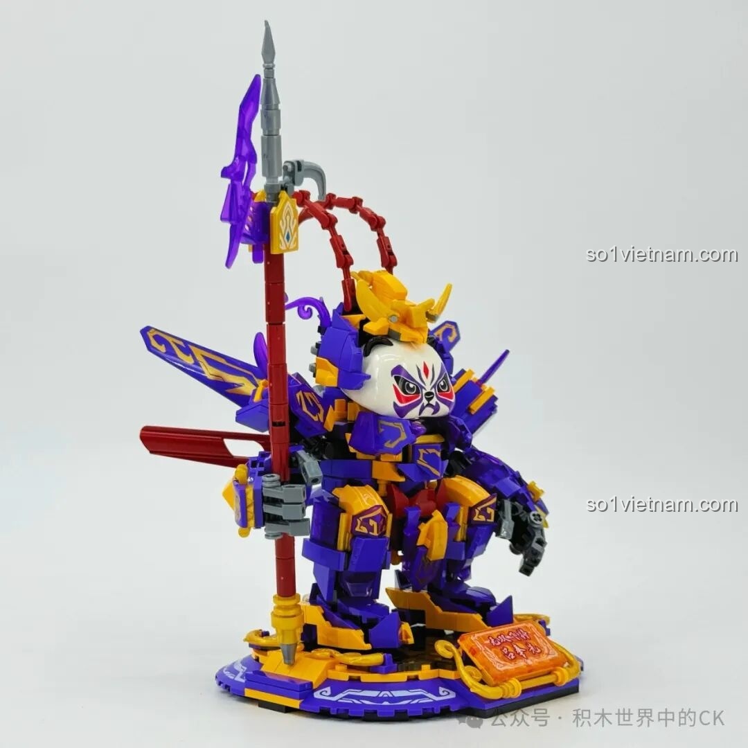 Chi tiết robot gấu trúc ZHEGAO Quan Vũ