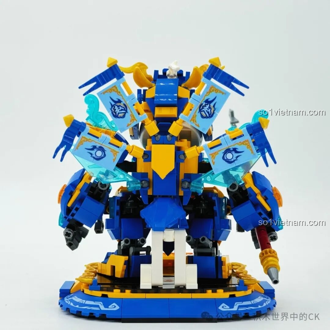 Chi tiết robot gấu trúc ZHEGAO Quan Vũ