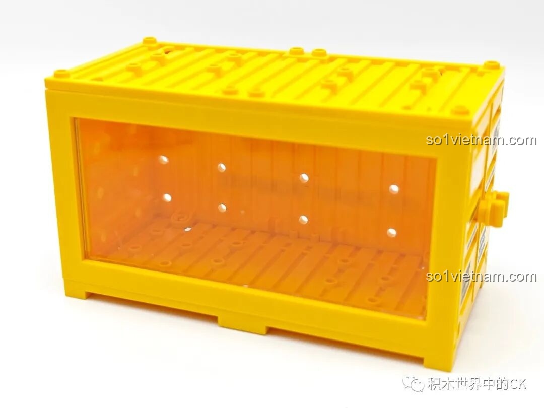 Bên trong container trưng bày màu vàng của bộ đồ chơi Sembo 714509, có mặt kính trong suốt.