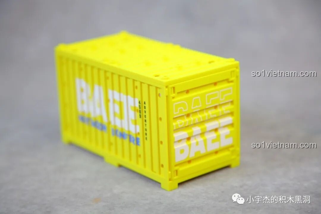 Container màu vàng Sembo 714509 nhìn từ góc chéo, thiết kế chắc chắn và đẹp mắt.