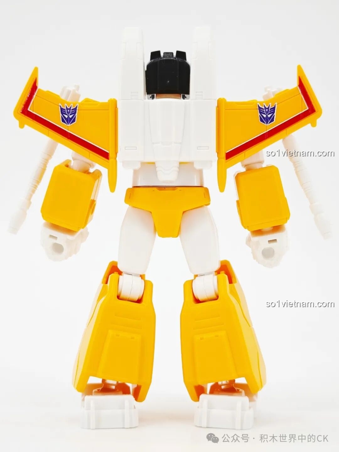 Mặt sau của figure Sunstreaker Blokees 71122, thiết kế gọn gàng và cân đối.