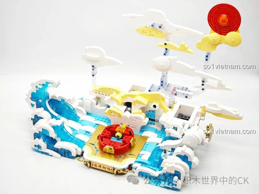 Góc nhìn khác của phần đế mô hình Rồng Vàng Ôm Ngọc Keeppley K19908, sẵn sàng để lắp thân rồng.