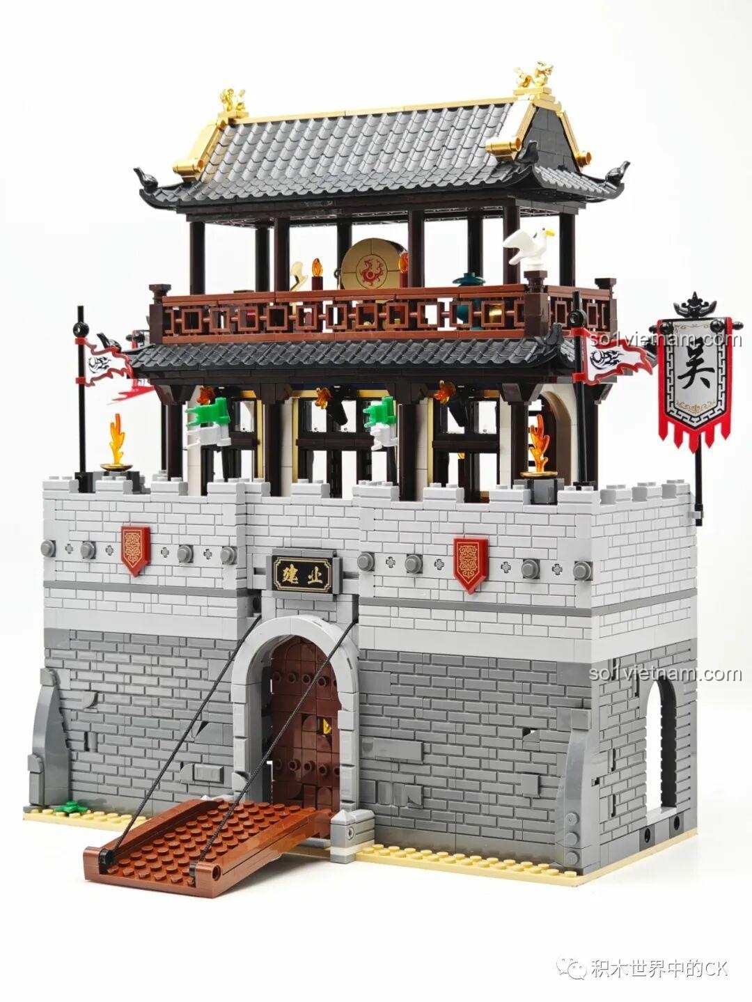 Chi tiết mô hình Tam Quốc Thành Trì Decool 20512