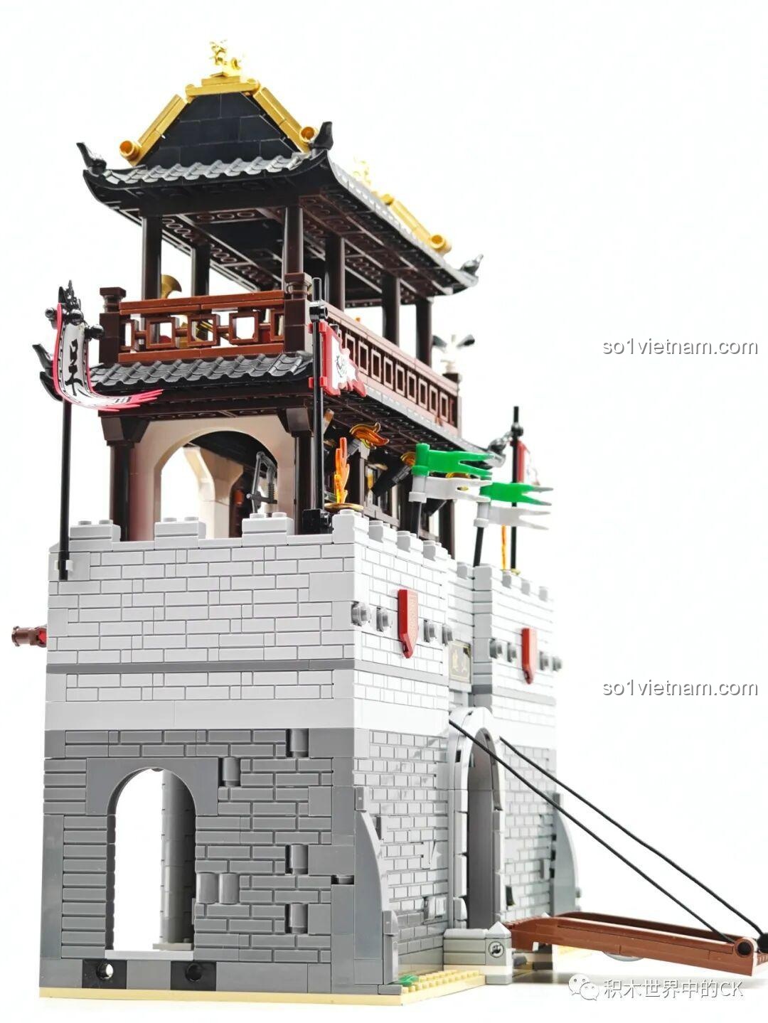 Chi tiết mô hình Tam Quốc Thành Trì Decool 20512