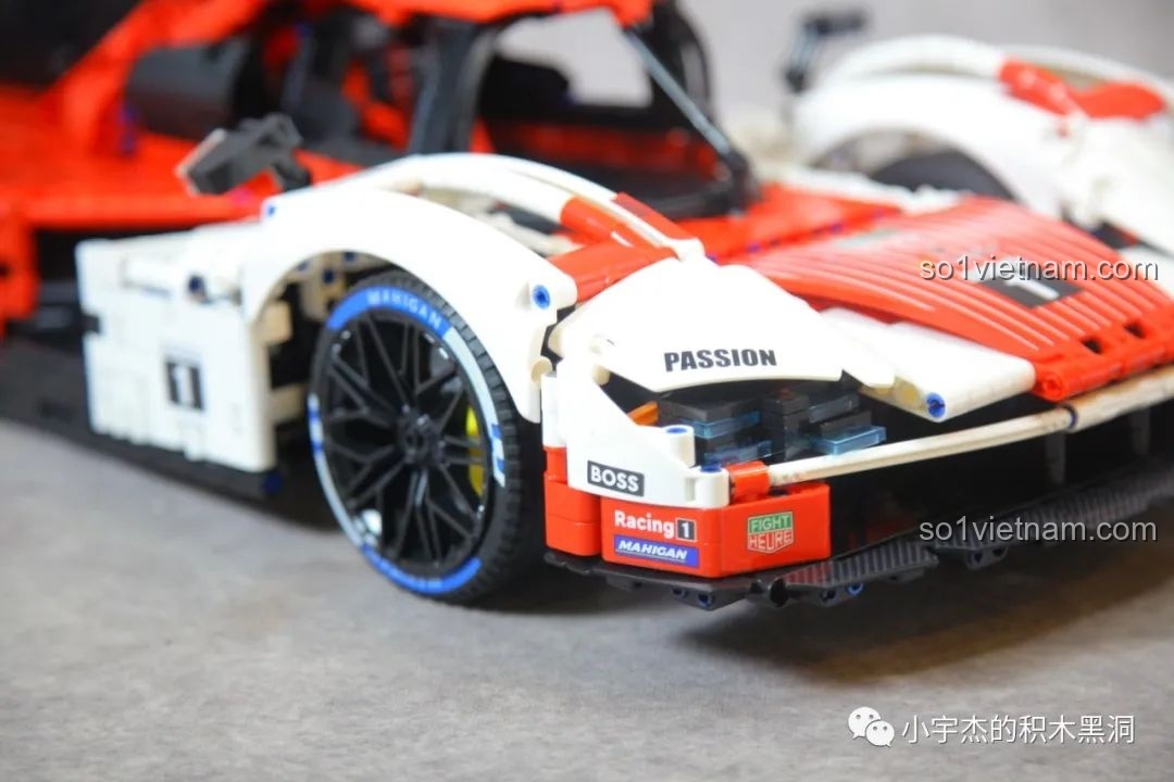 Chi tiết nắp capo trước của Porsche 963 GULY