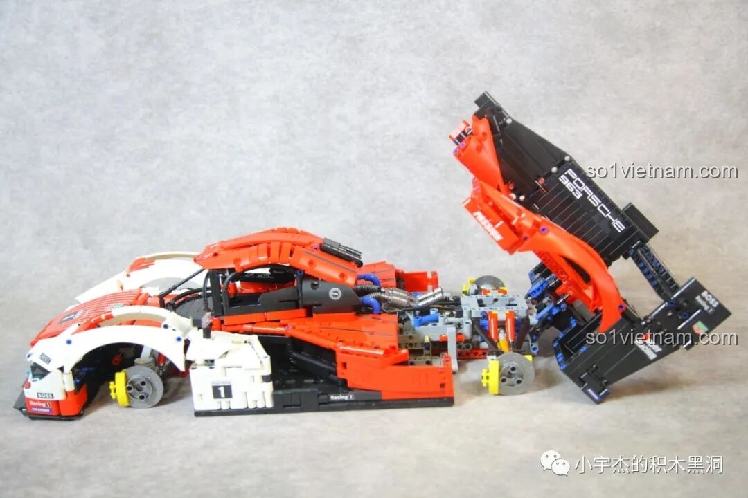 Chi tiết phần đầu xe Porsche 963 GULY