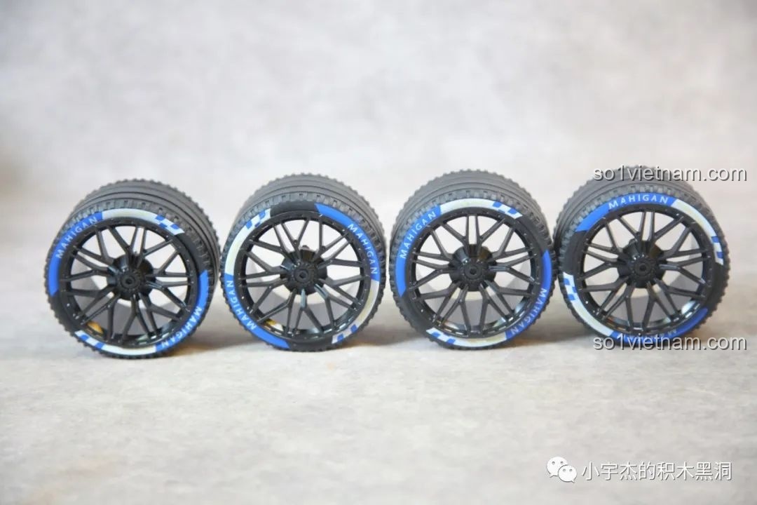 Chi tiết bánh sau và mâm xe của Porsche 963 GULY