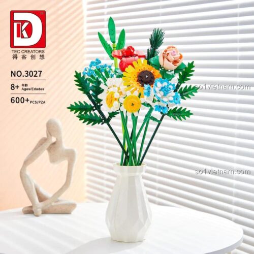 Mô hình bó hoa lắp ghép DK 3027 đặt trong lọ hoa trắng, gồm nhiều loại hoa với màu sắc rực rỡ, chi tiết tinh xảo, đồ chơi sáng tạo cho bé gái 8 tuổi