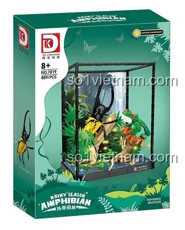 Hộp sản phẩm mô hình Rừng Nhiệt Đới Mùa Mưa DK 7019, bộ lắp ghép 889 chi tiết cho bé 8 tuổi