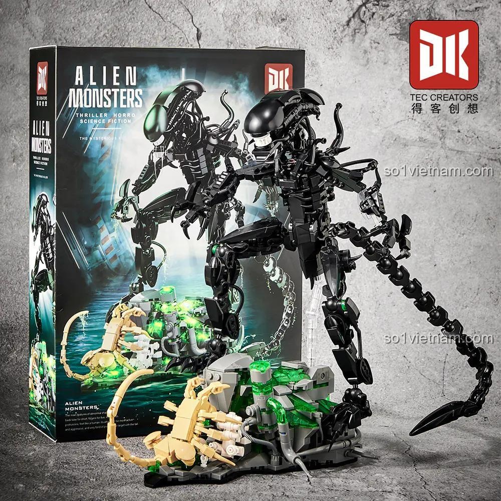 Hai mô hình Alien Monsters DK 7048 và hộp sản phẩm, đồ chơi lắp ghép cho bé 8 tuổi
