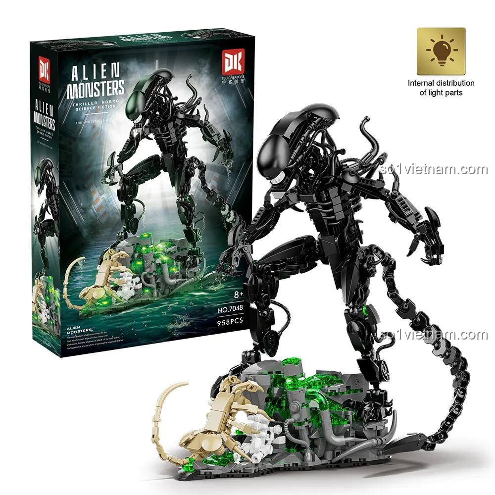 Hộp sản phẩm Alien Monsters DK 7048 và mô hình Alien, đồ chơi lắp ghép cho bé 8 tuổi
