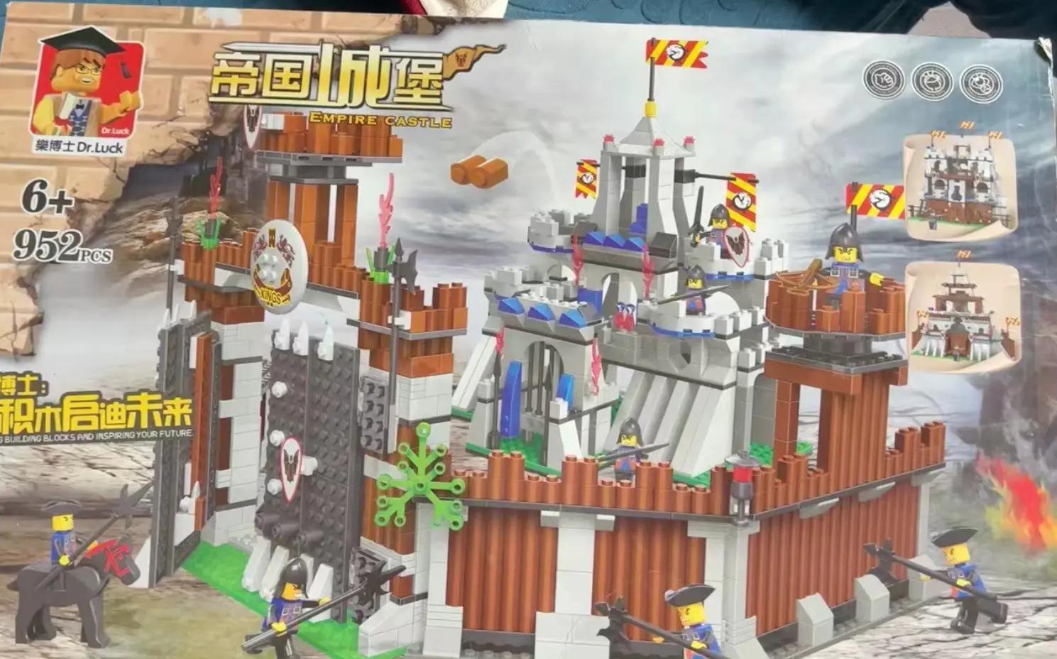 Bộ lắp ghép Lâu đài Đế chế Dr.Luck NO.40031N 952 mảnh ghép, đồ chơi lắp ráp cho bé trai 6 tuổi, giá tốt.
