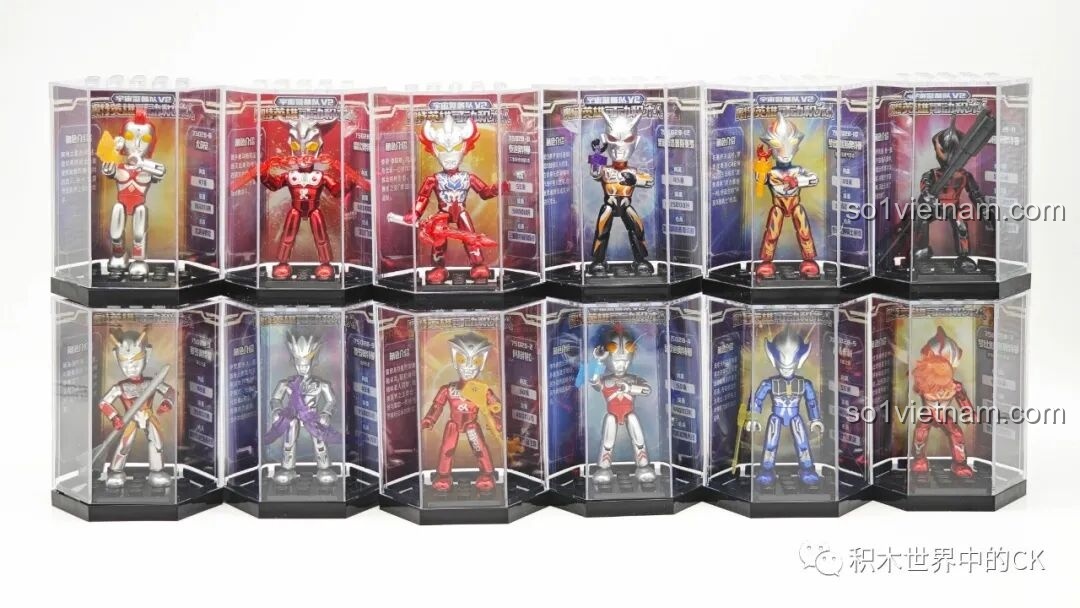 Toàn bộ 12 mô hình Ultraman Heroes: Đội Cảnh Vệ Vũ Trụ V2 Phiên Bản Lấp Lánh của Enlighten 75028 được lắp ráp hoàn chỉnh và tạo dáng chiến đấu.