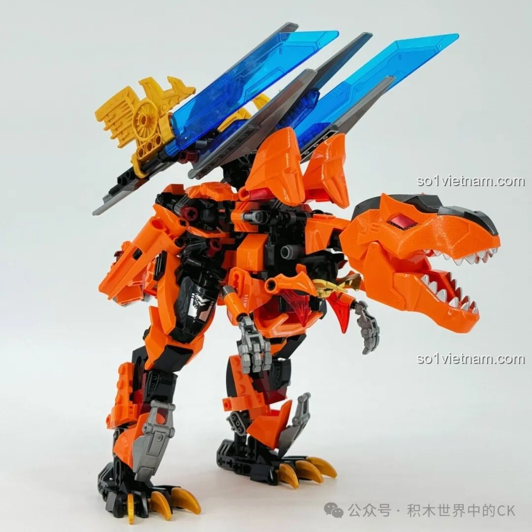 Cận cảnh đuôi khủng long F5-A0007