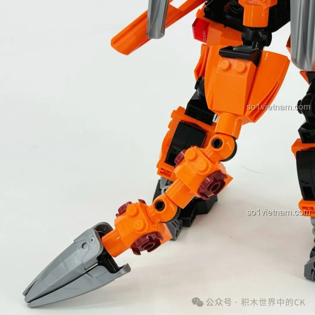 Cận cảnh chân robot F5-A0007