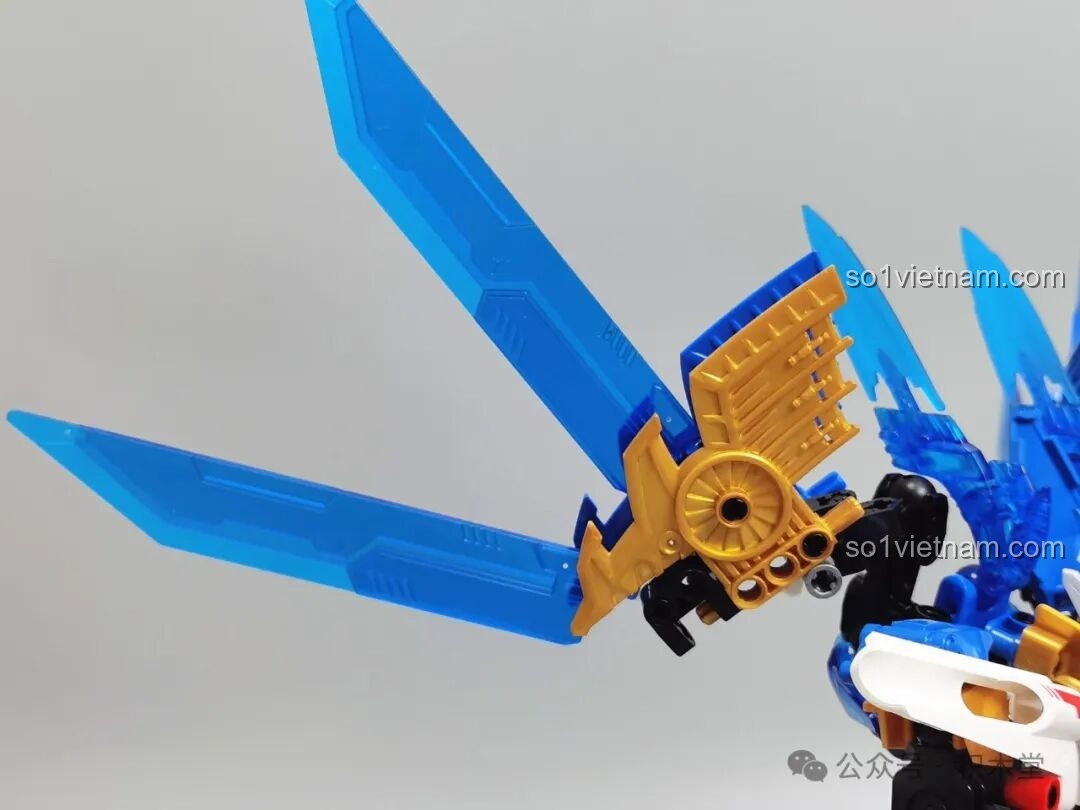 Mô hình F5 A0009 Pterosaur dạng cơ giáp cầm vũ khí