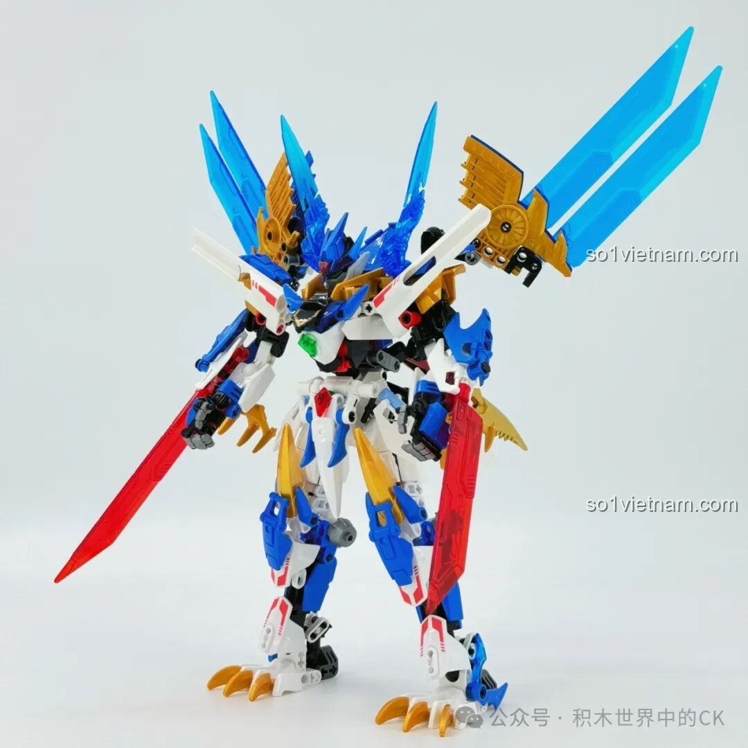 Quá trình lắp ghép phần tay của robot F5 Cơ Giáp Biến Hình Pterosaur F5-A0009.