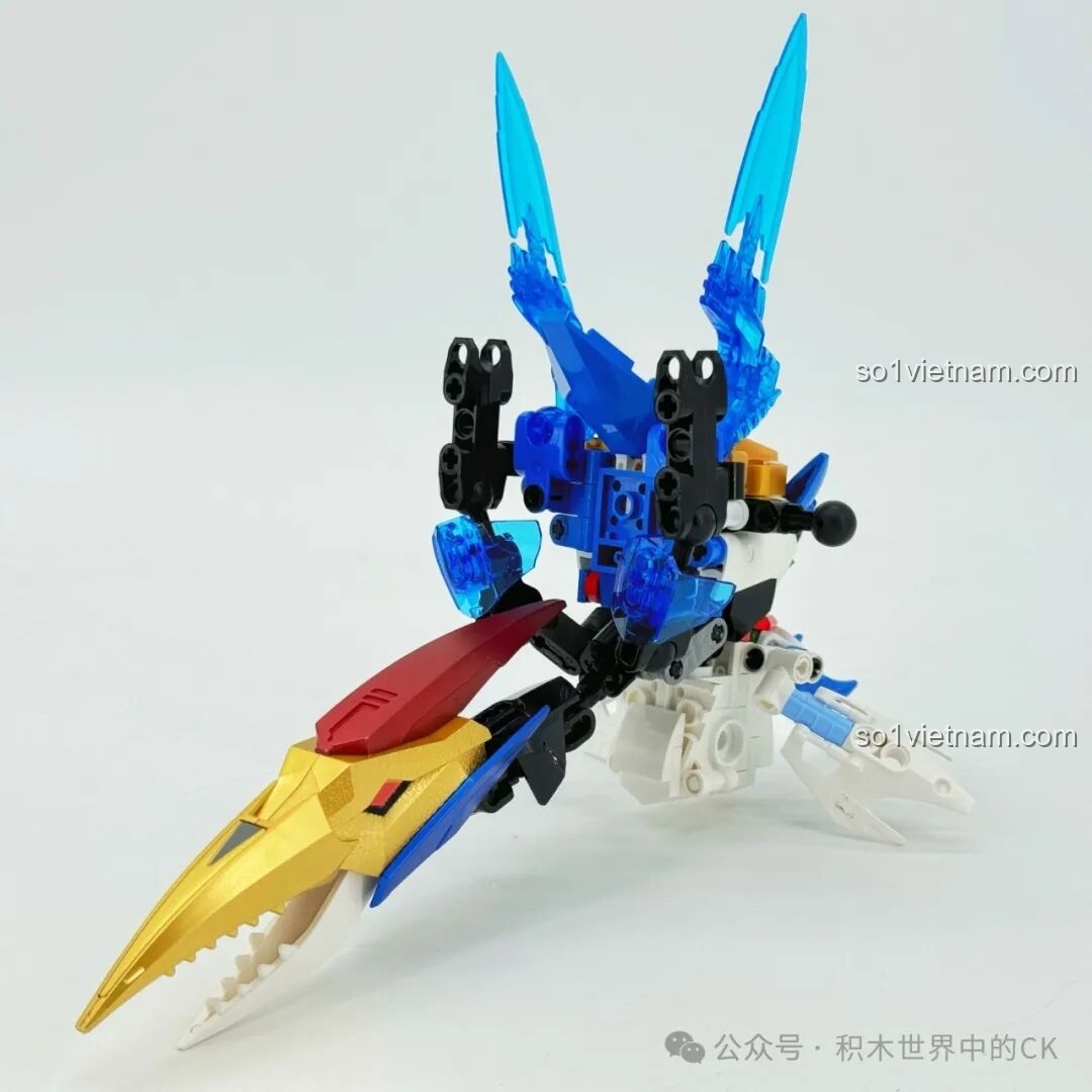 Phần thân của robot F5 Cơ Giáp Biến Hình Pterosaur F5-A0009 ở dạng Pterosaur.