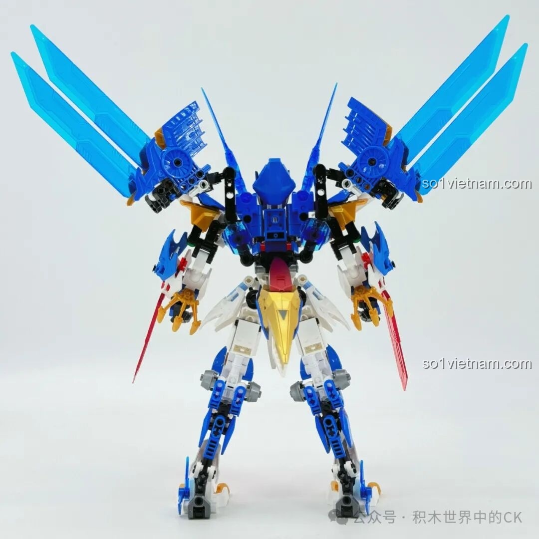 Quá trình lắp ghép kiếm năng lượng màu đỏ của robot F5 Cơ Giáp Biến Hình Pterosaur F5-A0009.