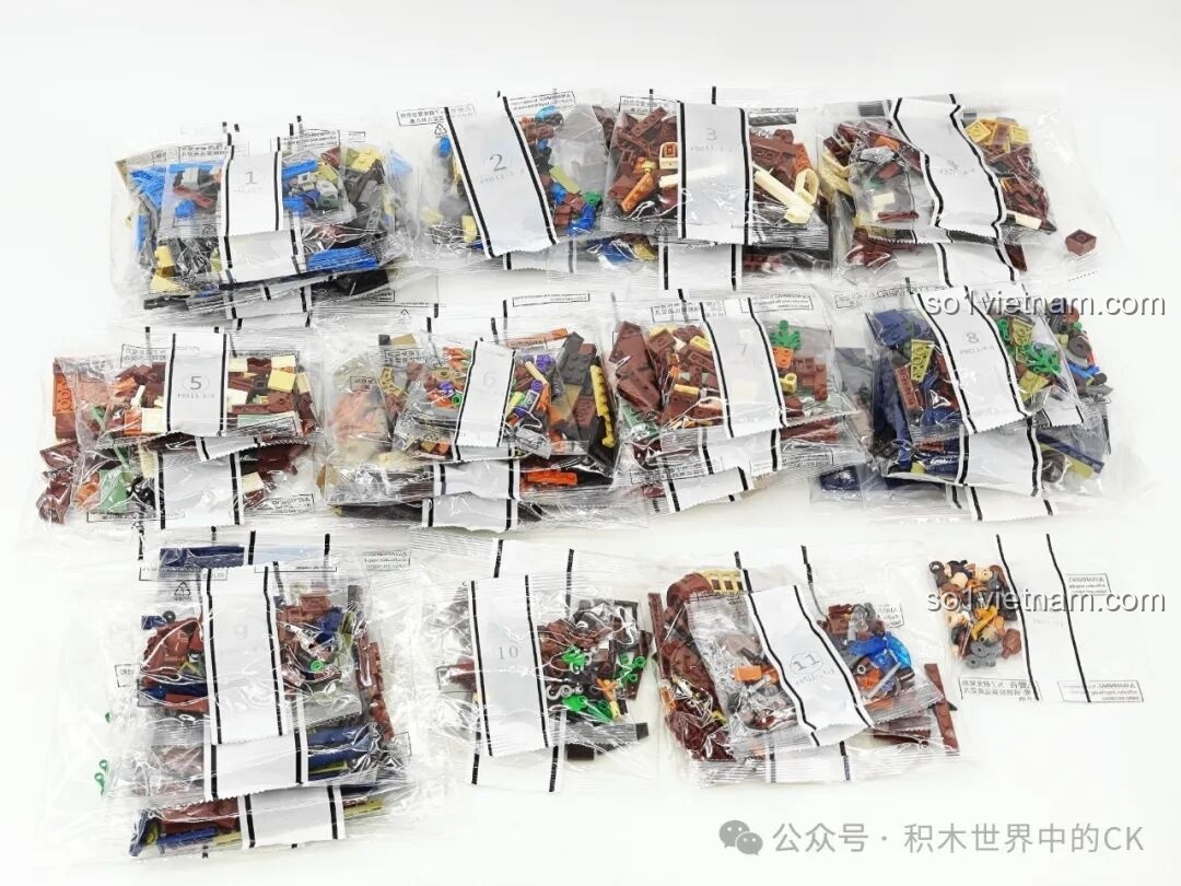 Các túi mảnh ghép được đánh số thứ tự rõ ràng của bộ Funwhole F9011 Quán Rượu Bến Tàu Thời Trung Cổ.