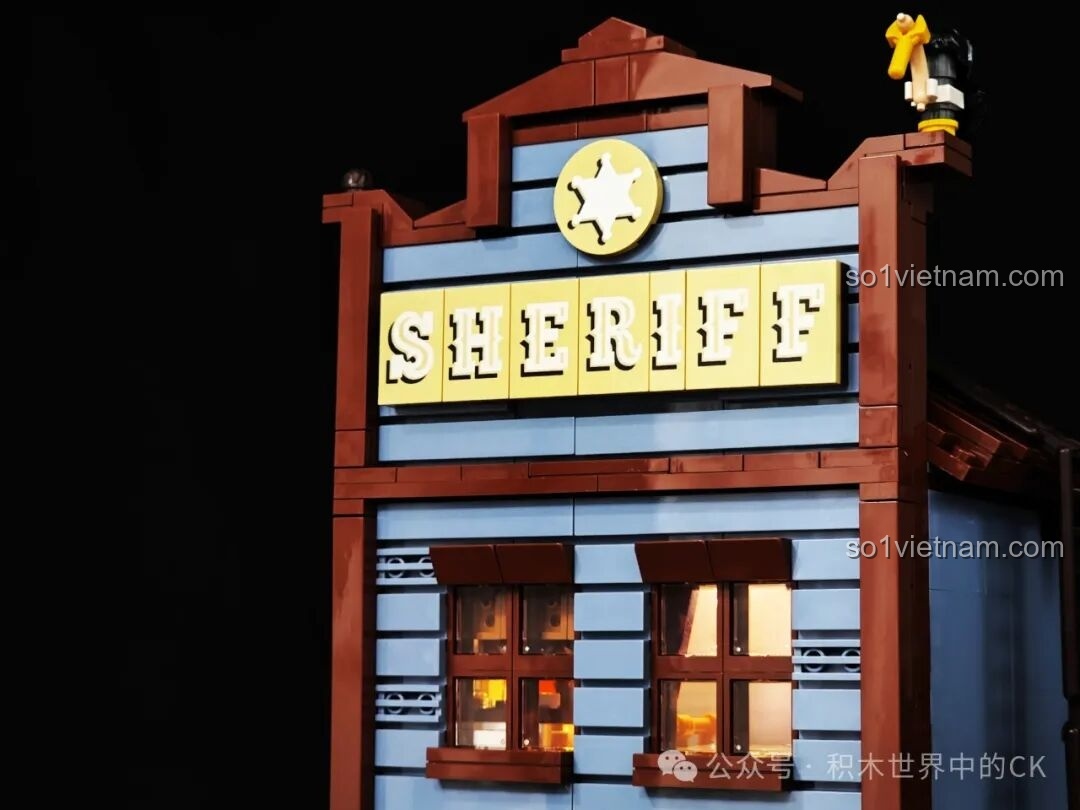 Cận cảnh biển hiệu 