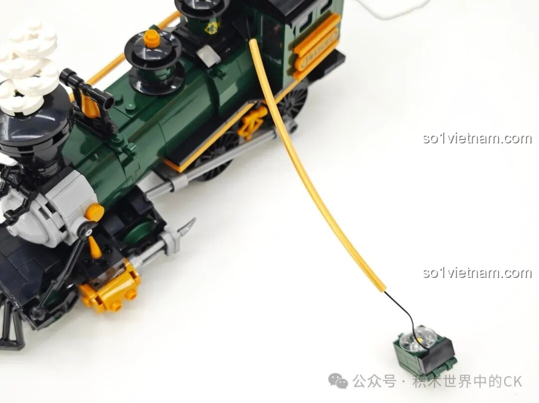 Hình ảnh minh họa bước lắp ráp thứ hai của bộ Funwhole F9036.