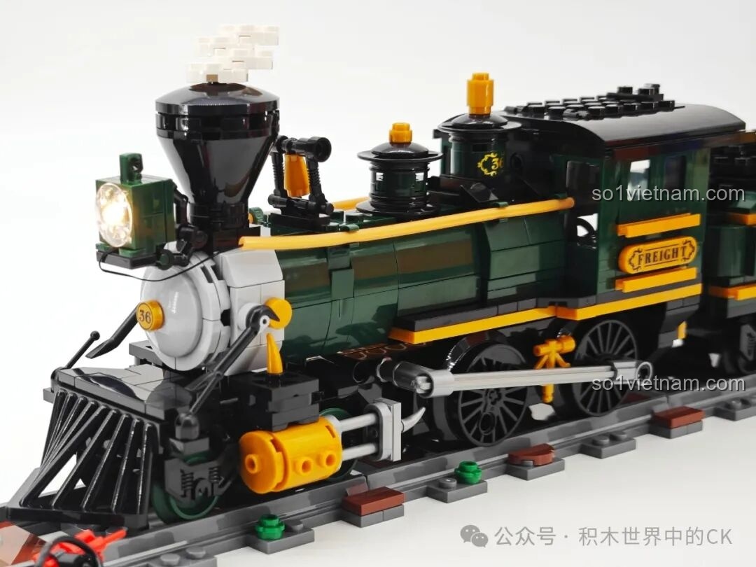 Mô hình tàu hỏa Funwhole F9036 đã hoàn thiện.