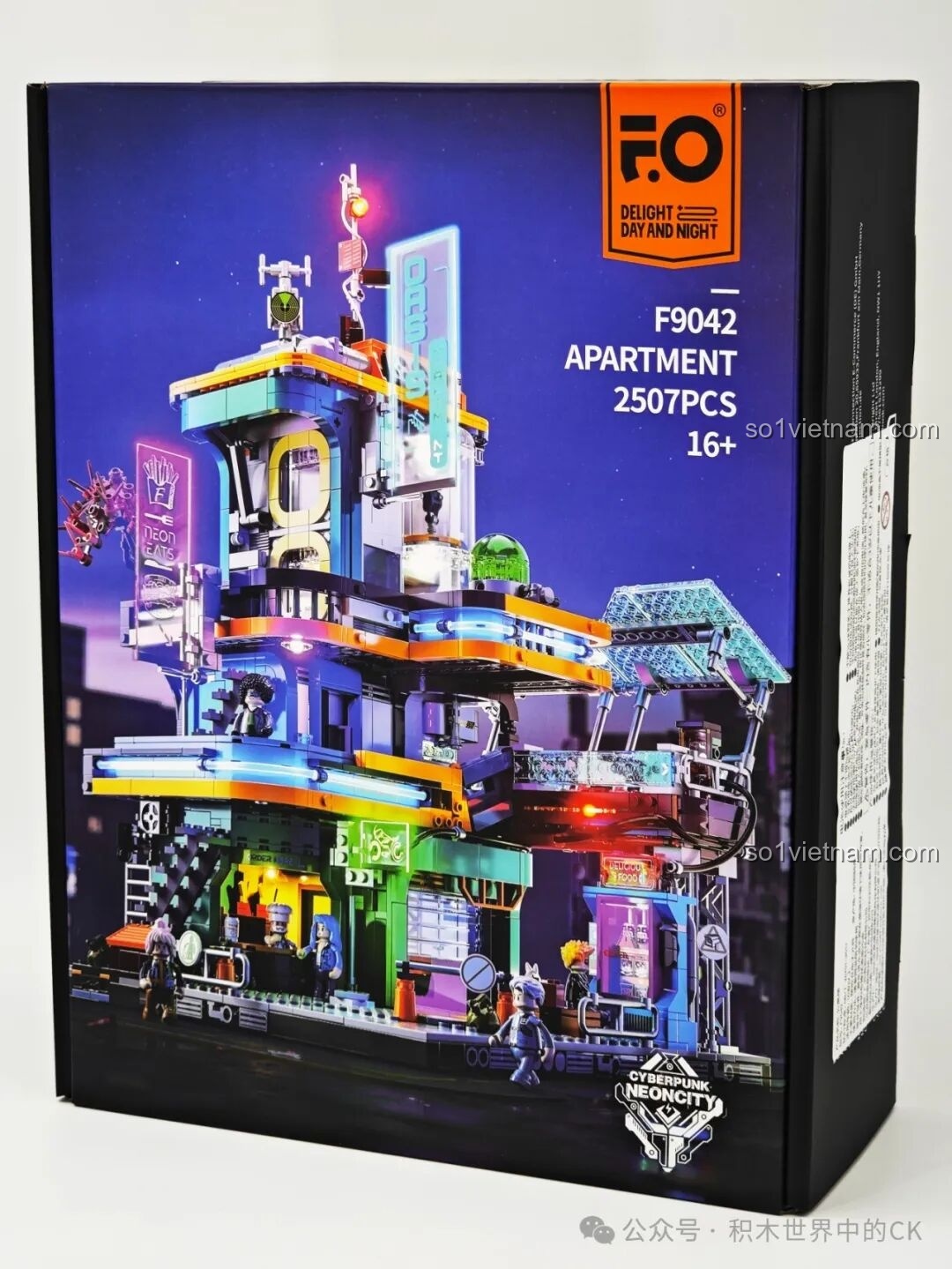 Hộp sản phẩm FunWhole F9042 Tòa Nhà Căn Hộ Ốc Đảo Neon Thành Phố Cyberpunk với hình ảnh mô hình đã lắp ráp.