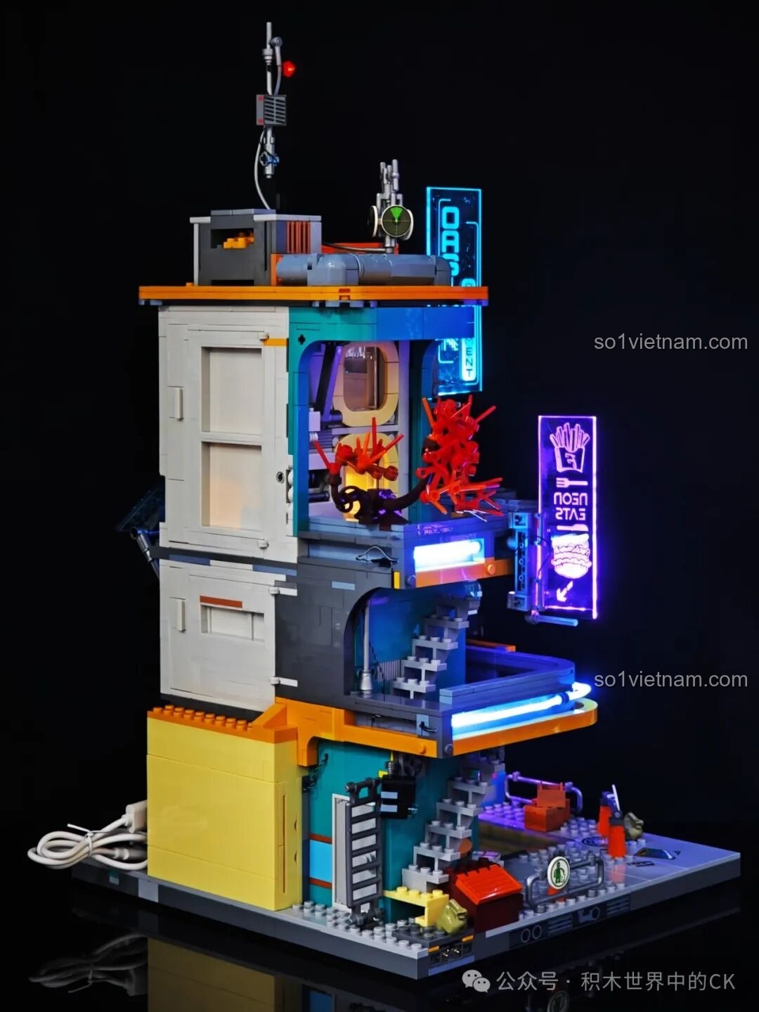 Chi tiết khu vực thùng rác và biển báo trên vỉa hè của FunWhole F9042.