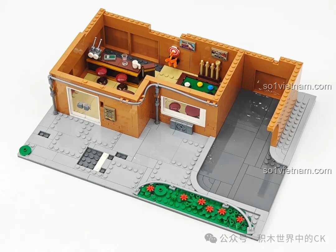 Nền móng và khu vực ngoài trời của bộ Funwhole F9054 Nhà nghỉ ven đường
