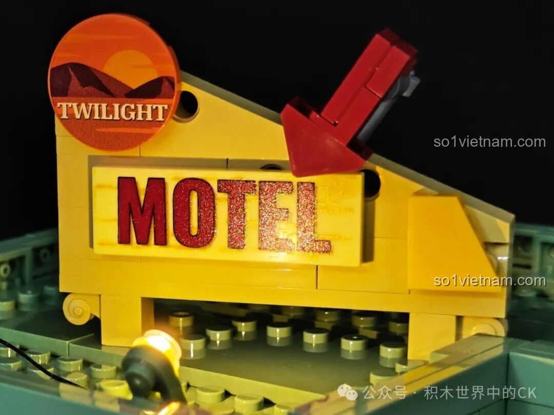 Mô hình Funwhole F9054 Nhà nghỉ ven đường khi bật đèn