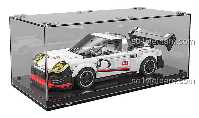 Mô hình xe Porsche T1076 trưng bày trong hộp acrylic, chi tiết sắc nét, đồ chơi lắp ráp cao cấp