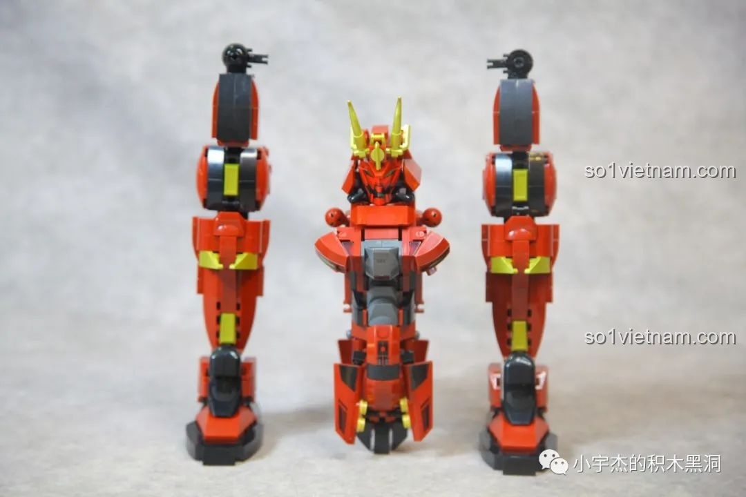 Hai mảnh giáp váy của Sluban M38-B1183 Cơ Giáp Sĩ Kai Bọc Thép Nặng, thiết kế đậm chất võ sĩ đạo, tăng vẻ hầm hố.