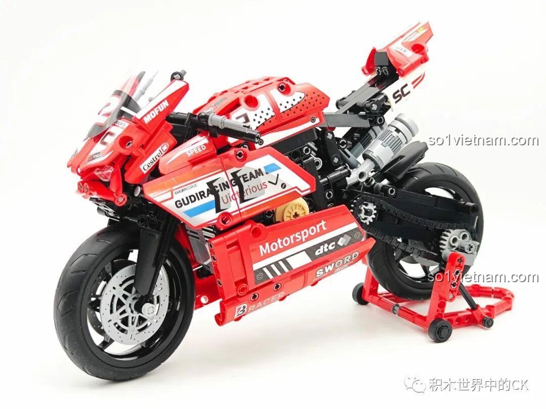 Quá trình lắp ráp GUDI 70007 