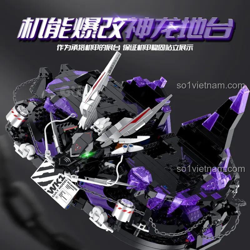 Đế trưng bày đèn LED của Mecha Tề Thiên Đại Thánh GULY 80505, làm nổi bật mô hình, tăng tính thẩm mỹ.