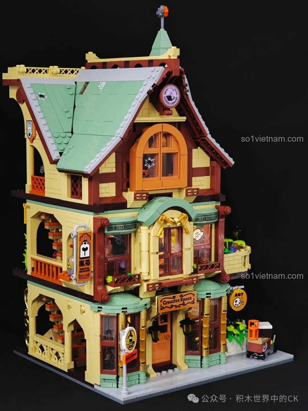 Chi tiết xe đẩy nhỏ và biển hiệu 