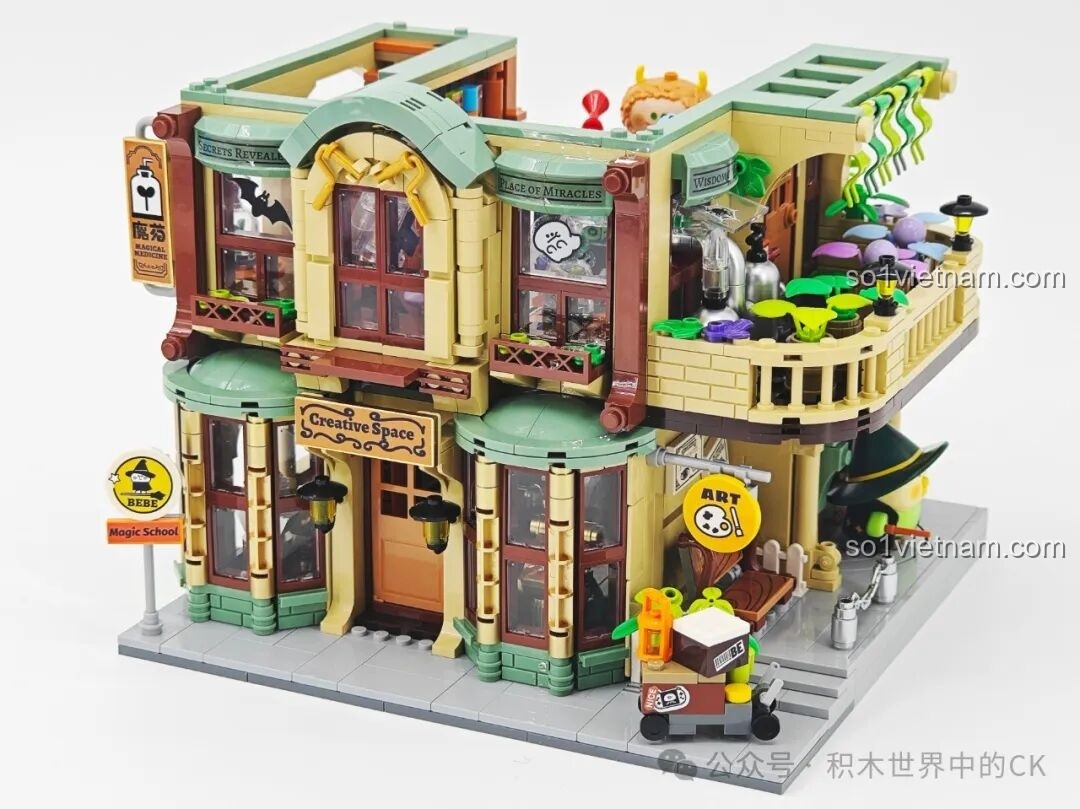 Hộp sản phẩm Thư Viện Kỳ Ảo TC2039 của Học Viện Phép Thuật BEBE TOP TOY, với hình ảnh BEBE Phù Thủy và Sinh Vật Lông Xù.