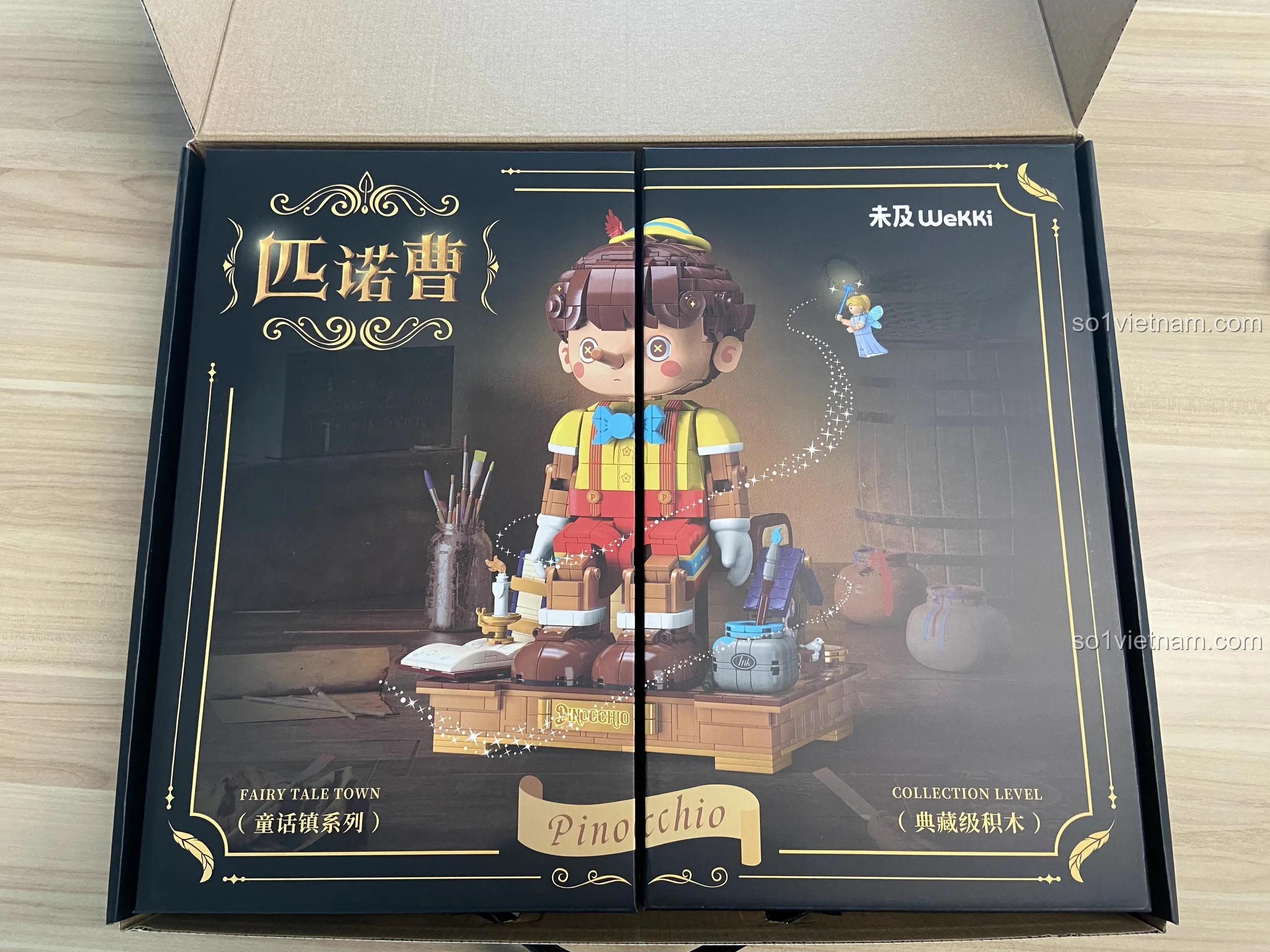 Hai hộp nhỏ bên trong hộp lớn của bộ lắp ghép Wekki 6186 Pinocchio, đều được in màu sắc nét.