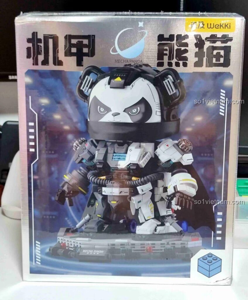 Mặt trước hộp bộ đồ chơi xây dựng Chiến Binh Gấu Trúc Cơ Giáp Wekki 506507, hình ảnh robot panda cực ngầu và hầm hố.